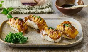 Z czym zrobić sushi wegetariańskie? Odkryj pyszne składniki