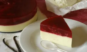 Ile kcal ma sernik na zimno z galaretką? Zaskakujące wartości kaloryczne!