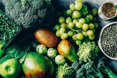 Dieta wegańska czy wegetariańska: Która jest lepsza dla zdrowia?