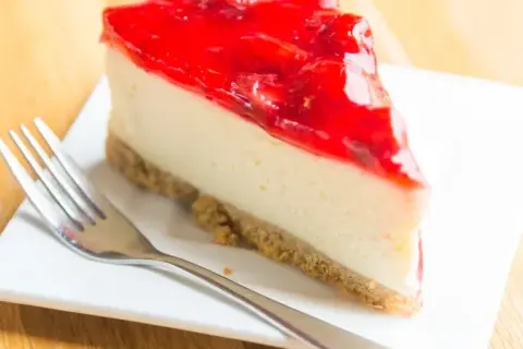 Ile galaretek na 1 kg sera do sernika na zimno, aby idealnie stężał?