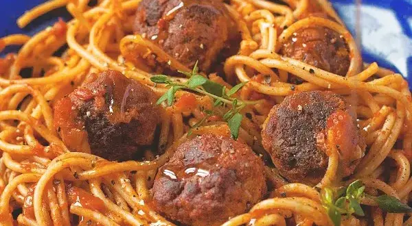 Jak zrobić wegetariańskie spaghetti w 30 minut – pyszny przepis