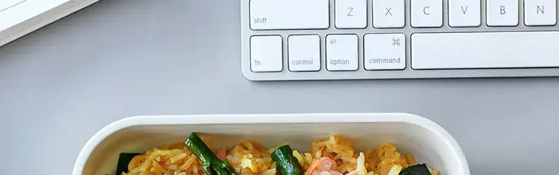 Zdjęcie Szybkie przepisy na zdrowy lunch do pracy, które pokonają nudę w jedzeniu